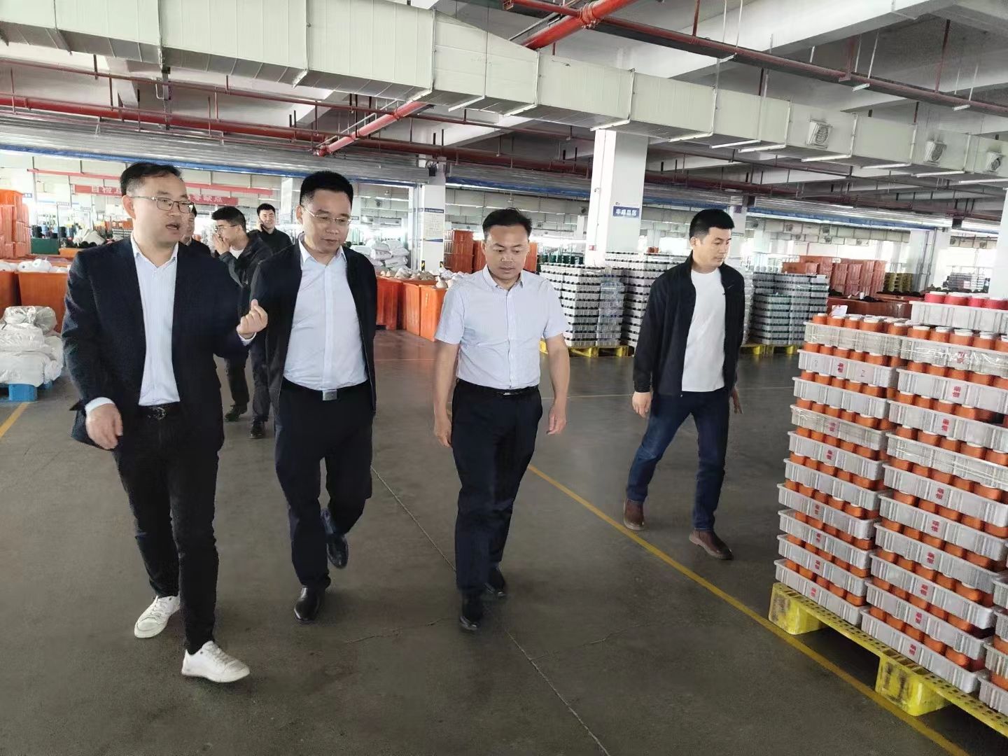 縣委副書記一行深入湖南萌恒走訪調(diào)研