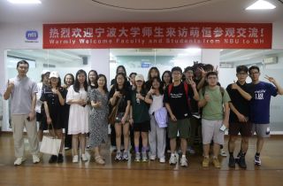 校企合作 共贏未來 | 寧波大學師生來訪國貿參觀交流