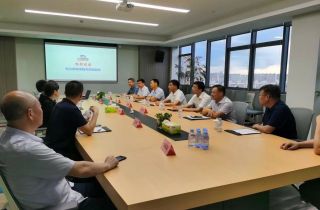 湖南澧縣縣委常委、縣長王啟武一行深入寧波萌恒參觀考察