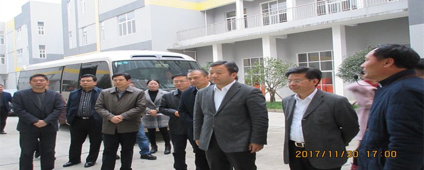 常德市曹市長一行參觀湖南萌恒